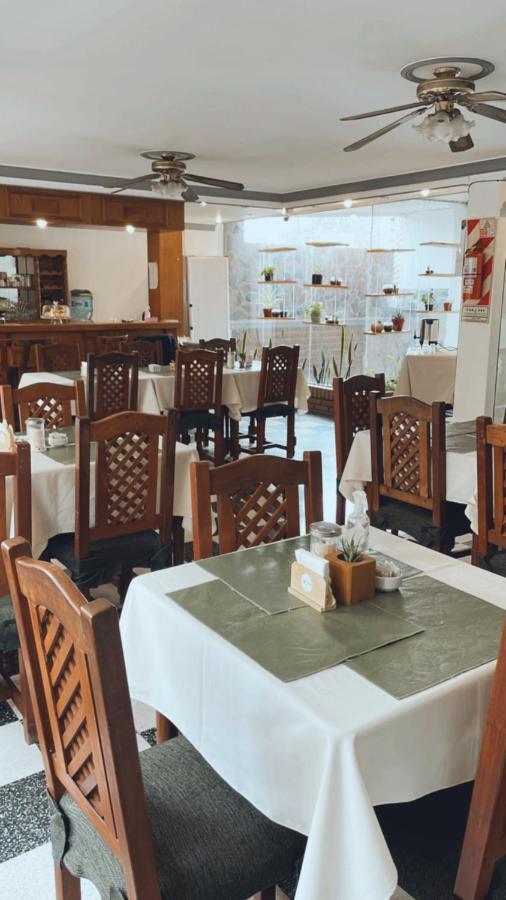 Hotel Salvador Catamarca San Fernando del Valle de Catamarca Dış mekan fotoğraf
